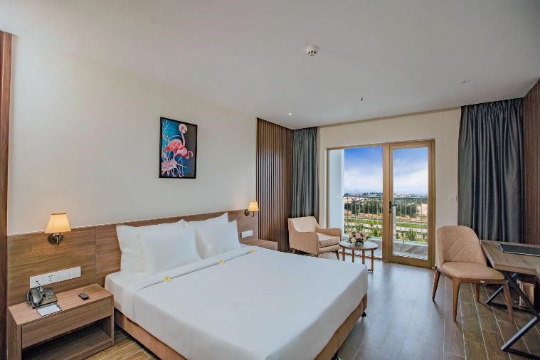 Phòng Premier City View